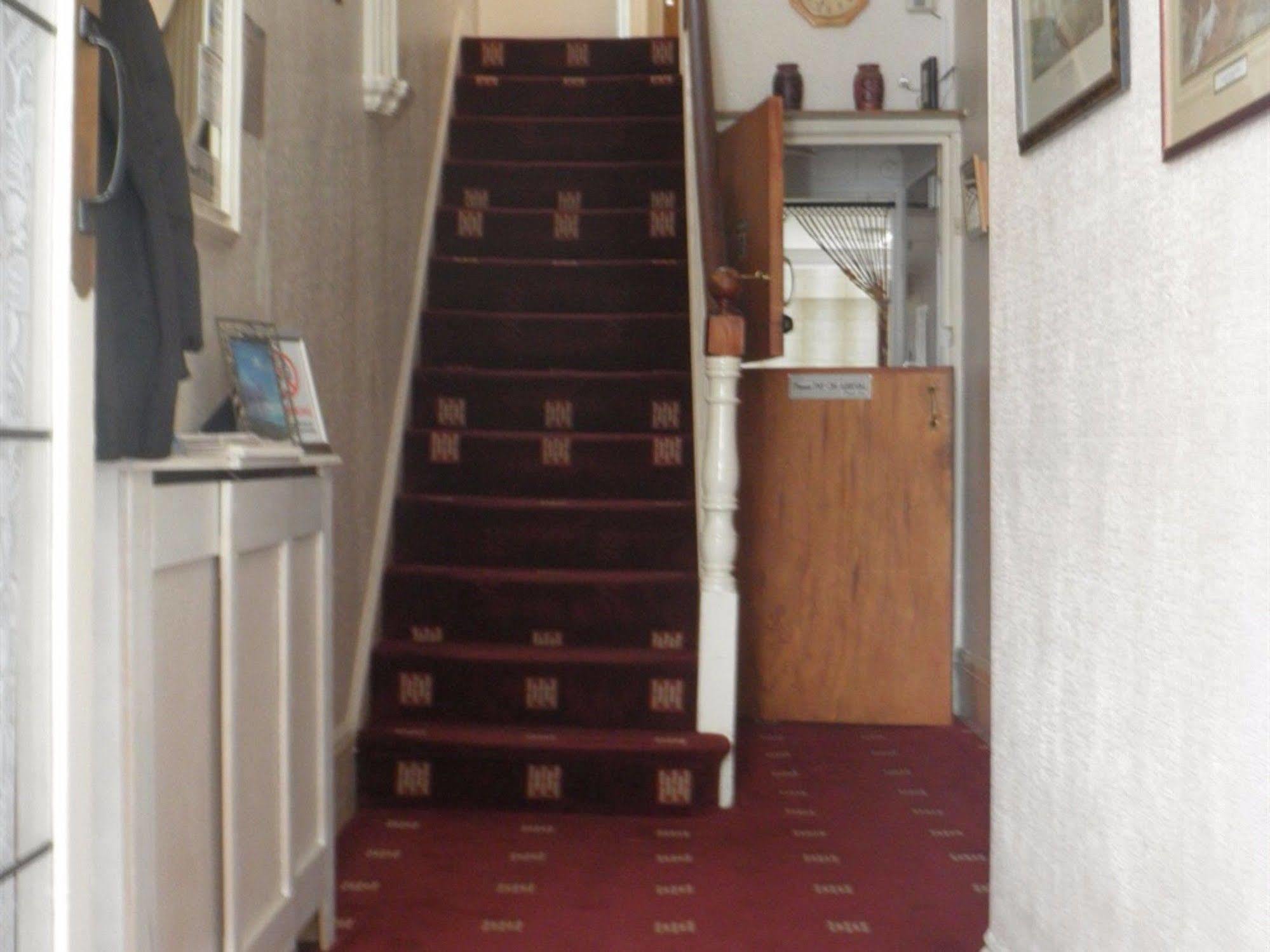 Jacaranda Hotel Paignton Bagian luar foto